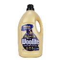 Prací prostředek Woolite Dark and Denim 4,5l 75dávek